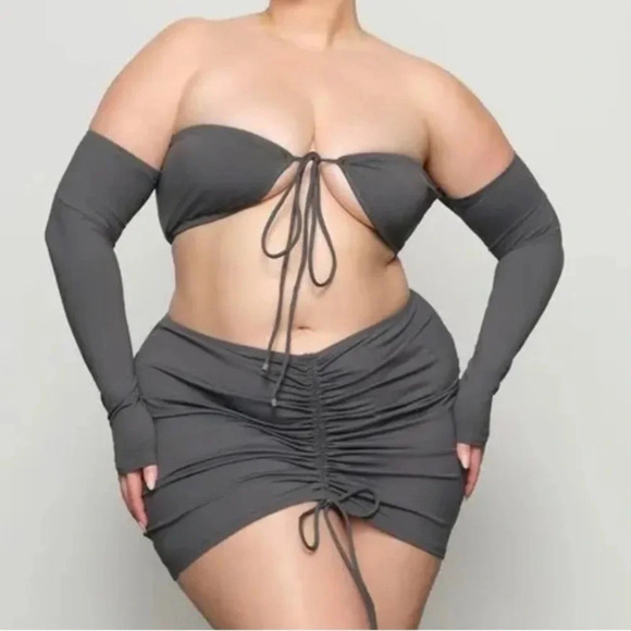 Skims Swim Nwt Skims Swim Long Sleeve Bikini Top Gunmetal Size 3X new with tags - Picture 2 of 9